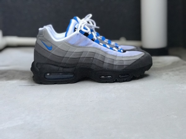 エアマックス95の サイズ感 を徹底解説 Air Max 95 Og Crystal Blue Like Things Life